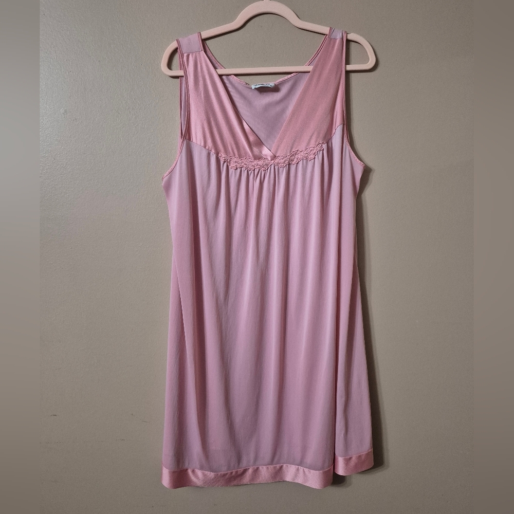 Vintage Vanity Fair Nylon Nightgown
